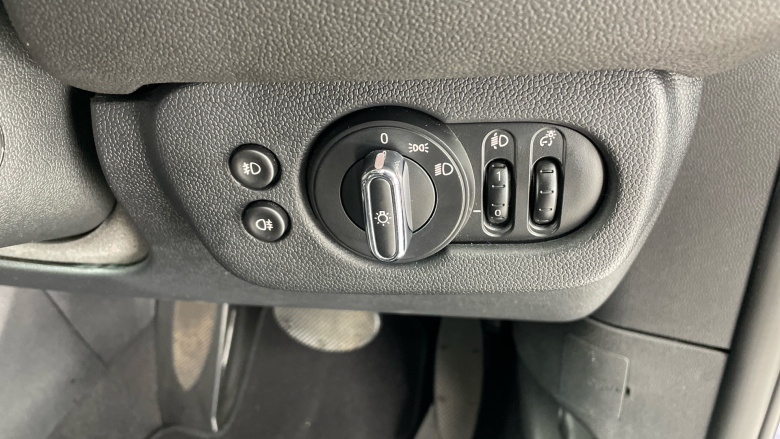 MINI Clubman 2.0 Cooper S Exclusive 6dr Auto [Comfort Pack] Petrol Estate